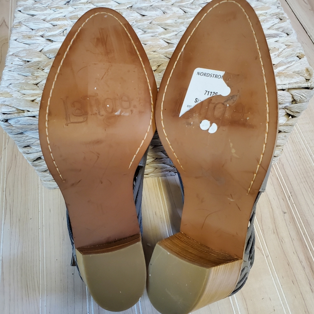 Latigo Anthropologie Gray Leather Jasmine Ankle Booties Buckles Straps Size 8M - Picture 6 of 7